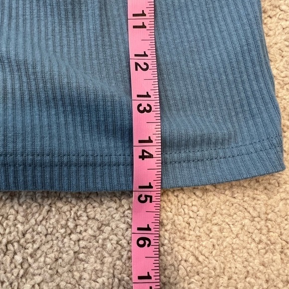 Colza women’s blue ribbed crop top size small - Picture 4 of 6
